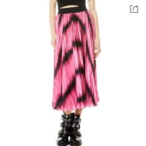 Alice+Olivia tiedye sunburst pleated pink skirt